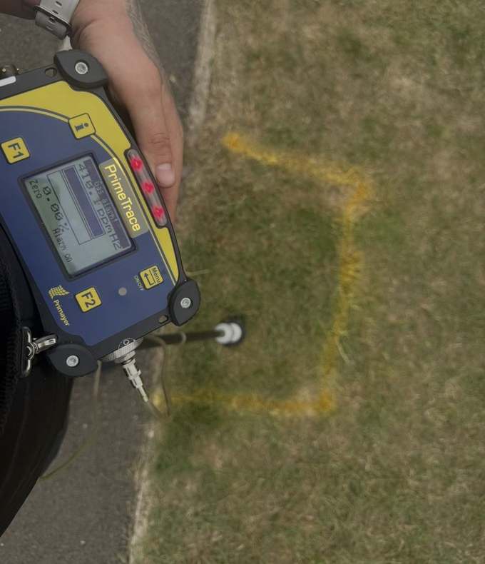 HUBB Group engineer conducting non-destructive leak detection in Epping